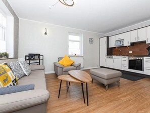 Immagine non classificata, 3 di 44, pulsante