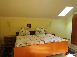 2 bedrooms, Internet, bed sheets - Ferienwohnung bis 5 Personen (ca. 90 qm) (Kiefersfelden)