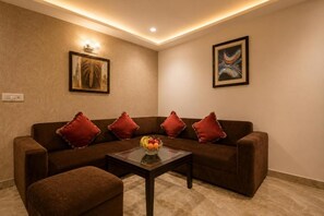 LED TV - La-Sapphire Hotel (New Delhi)
