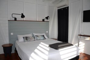 1 chambre, fer et planche Ă repasser, Wi-Fi gratuit, draps fournis