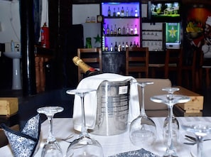Breakfast, lunch and dinner served  - Zebra Boutique Hotel (Kigali)