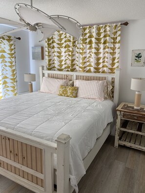 3 slaapkamers, een strijkplank/strijkijzer, wifi, beddengoed