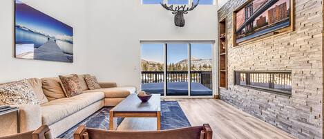 Televisión, chimenea