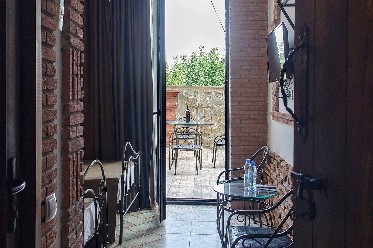 Deluxe Double or Twin Room, Multiple Beds, Non Smoking, City View | In-room safe, desk, blackout drapes, soundproofing