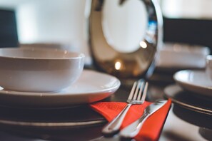 舒適公寓, 多張床, 非吸煙房 | 2 間睡房、高級寢具、獨特裝修、熨斗/熨衫板