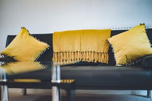 舒適公寓, 多張床, 非吸煙房 | 2 間睡房、高級寢具、獨特裝修、熨斗/熨衫板