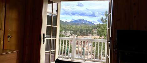 3 chambres, fer et planche à repasser, lit parapluie, Wi-Fi gratuit