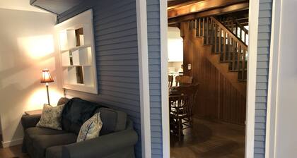 Centrally located Mt Gretna cottage with 3 bedrooms and 2 full baths