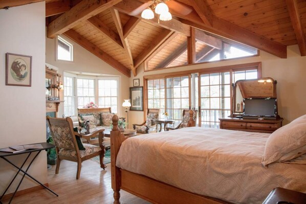 6 chambres, fer et planche à repasser, lit de bébé portatif, Wi-Fi