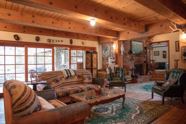 Smart TV, video games, DVD player, books