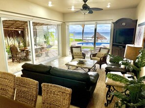 Televisor intel·ligent, videojocs i llibres