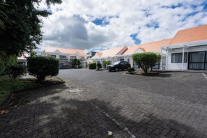 Exterior - Mt. Wellington Motel (Auckland)