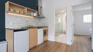 Deluxe Apartment | Private kitchen