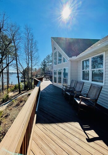Blue Heron Lodge am wunderschönen Lake Gaston ... Deep Water Dock