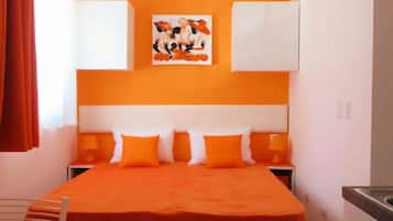 1 bedroom, in-room safe, iron/ironing board, WiFi