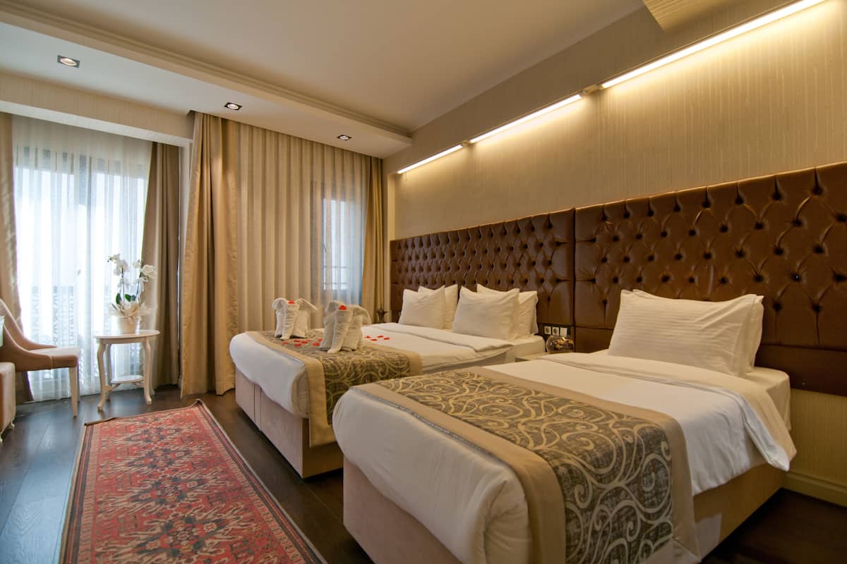 Minibar, in-room safe, soundproofing, iron/ironing board