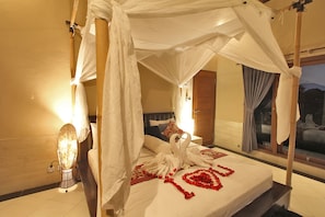 Panoramic Villa, 2 Bedrooms, Private Pool | 2 bedrooms, premium bedding, individually decorated