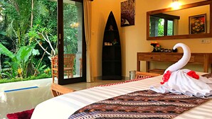 Villa, 3 Bedrooms | Room amenity - Tombong Villa (Ubud)