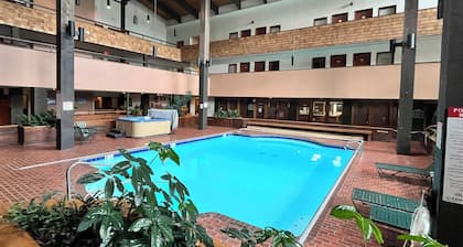 2 Bedroom 2 Bathroom Condo - Base Area - Three Seasons