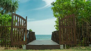 ใกล้ชายหาด
