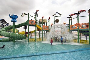 Children’s play area – outdoor - Lords Resort Chotila (Chotila)