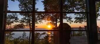 FANTASTISK VANNSIKT, Tilbaketrukket