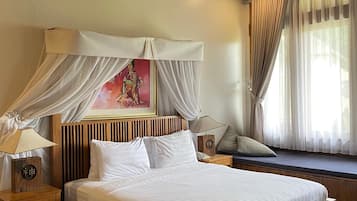 Phòng Suite, không hút thuốc | Bàn, truy cập Internet không dây miễn phí, bộ trải giường