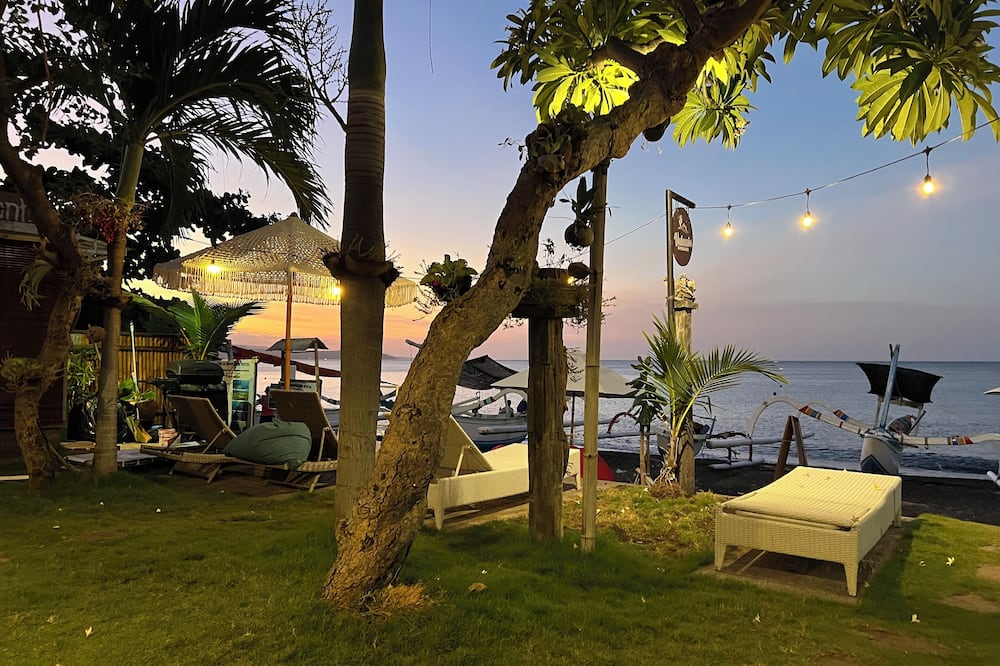 Valomia Beachfront