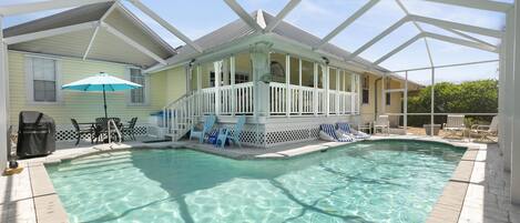 Piscina all'aperto, una piscina riscaldata