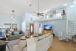 Smart TV, juguetes, libros y impresora