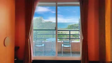 Luxury Double Room | Balcony view