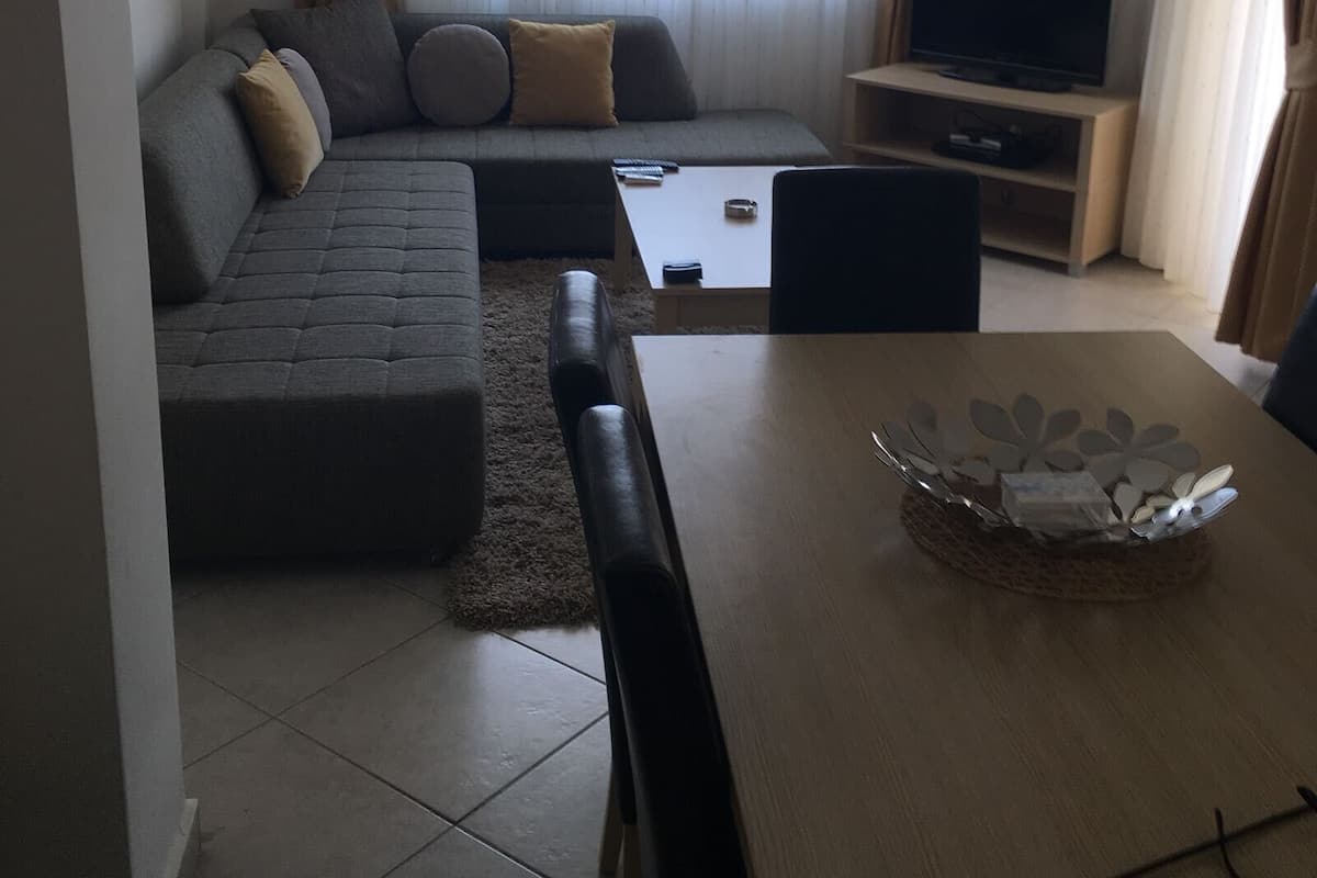 Appartement | Een strijkplank/strijkijzer, gratis wifi, beddengoed