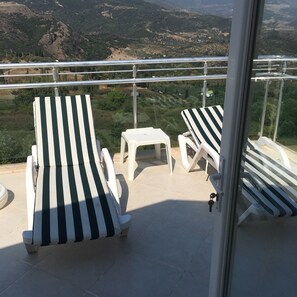 小型复式, 2 间卧室 | 阳台景观