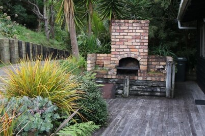 Kereru Cottage, tranquil and safe, close to  Baddeleys Beach, Tawharanui 