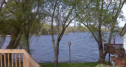Sugar Creek Lake House! - A lakefront paradise since 2009