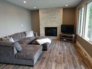 Smart TV, DVD player, books, video library