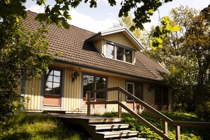 Decoración personalizada, muebles diferentes y escritorio 