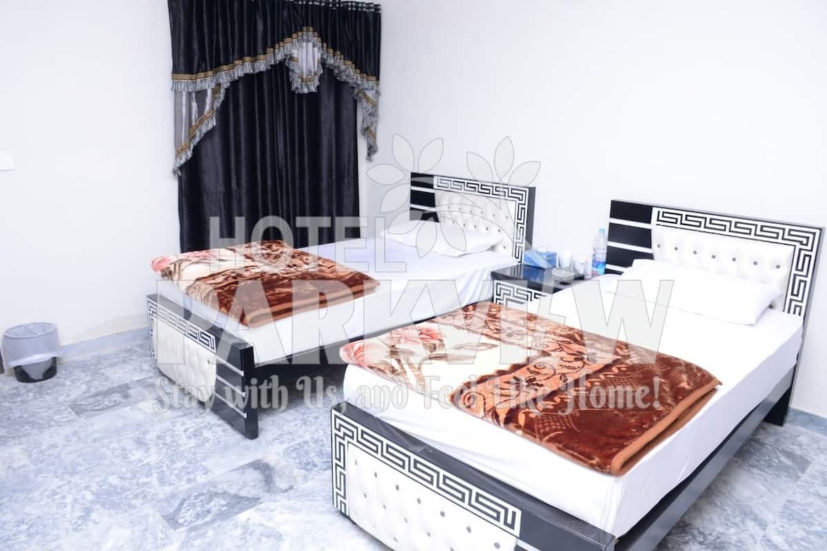 Family Double Room Single Use, 2 Bedrooms, Garden View | Rollaway beds