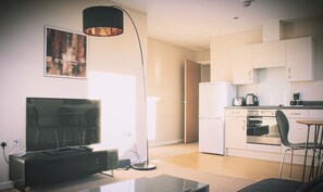 2 Bed 1 Bath Apartment | Interior - Homely Serviced Apartments - Figtree (Sheffield)
