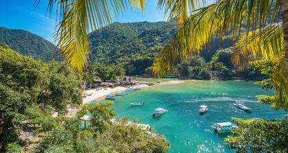 Luxury Beach Frontage Villa with amazing views for Rent