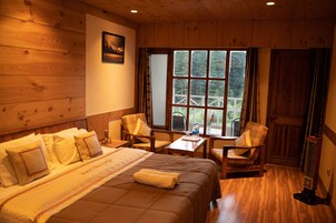 Super Deluxe Room | Desk, blackout drapes, iron/ironing board, free WiFi