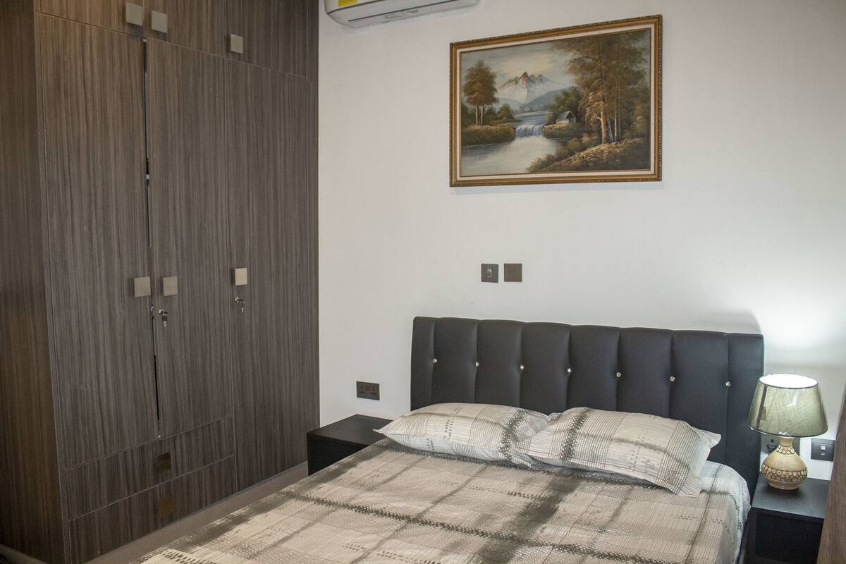 Superior appartement, 1 slaapkamer, niet-roken | Donzen dekbedden, een bureau, verduisterende gordijnen