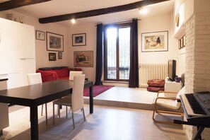 Living area - Casa Bella San Felice (Bologna)