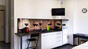 Apartment, 1 Doppelbett und Schlafsofa, Stadtblick | Eigene Küche | Kühlschrank, Mikrowelle, Ofen, Herdplatte