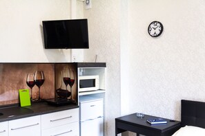 Apartment, 1 Doppelbett und Schlafsofa, Stadtblick | Eigene Küche | Kühlschrank, Mikrowelle, Ofen, Herdplatte