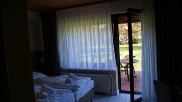 Desk, free WiFi, bed sheets