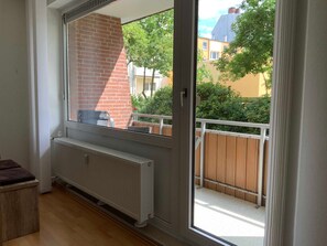 Unclassified image, 3 of 13, button