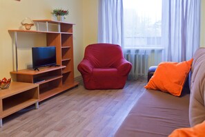 Apartment, Stadtblick | Schallisolierte Zimmer, Bügeleisen/Bügelbrett, kostenloses WLAN