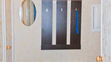 Apartment, Stadtblick | Zimmerausstattung