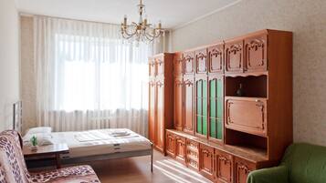 Apartment, Mehrere Betten, Stadtblick | Schallisolierte Zimmer, Bügeleisen/Bügelbrett, kostenloses WLAN